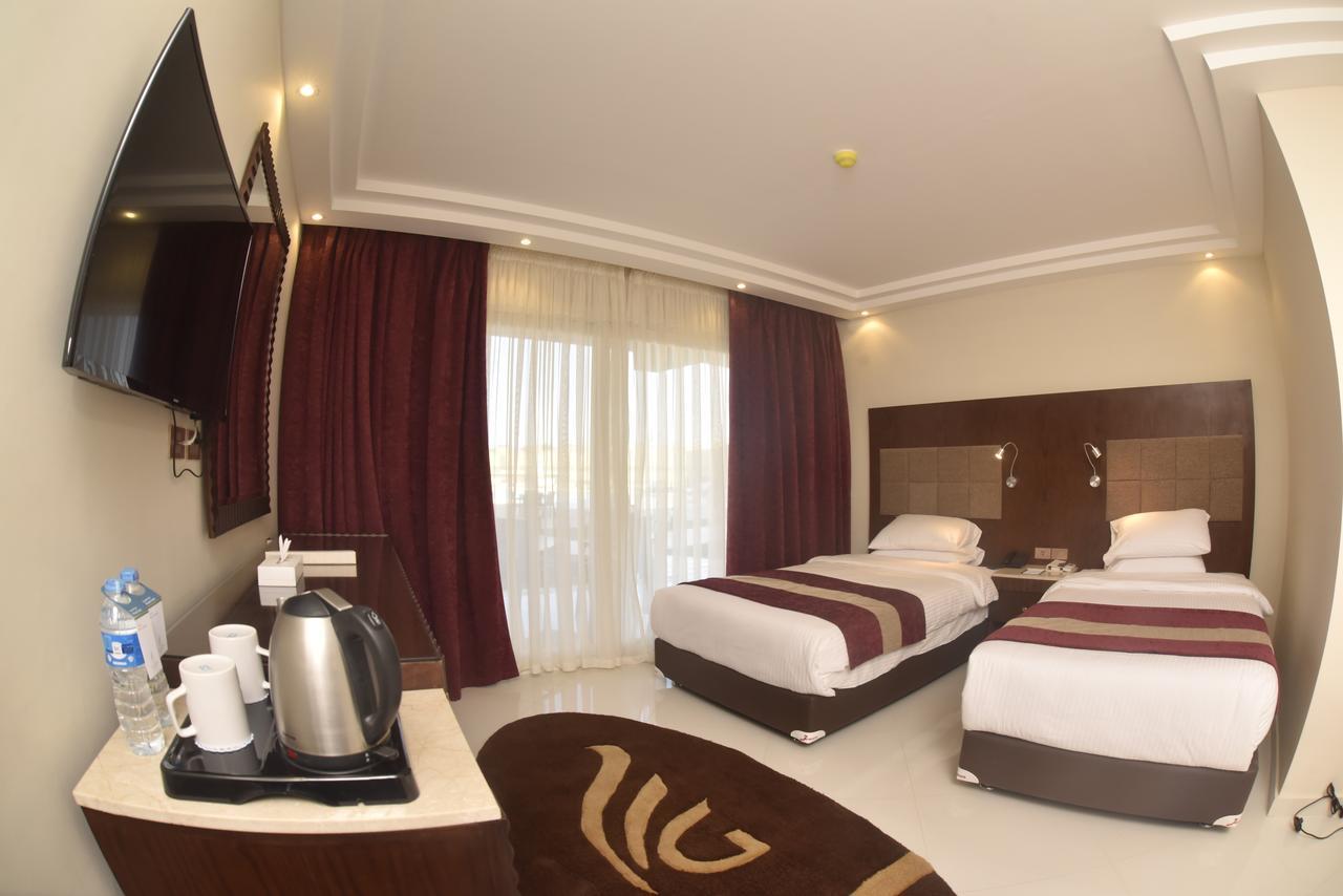 Отель Grand Ocean El Sokhna Айн-Сохна Экстерьер фото A room at the hotel