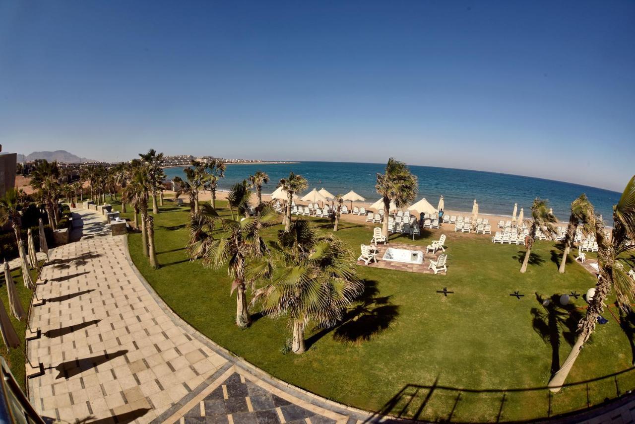 Отель Grand Ocean El Sokhna Айн-Сохна Экстерьер фото The beach at the Grand Hotel
